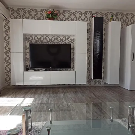 Апартаменты С Террасой Камбани Daire Sveti Vlas