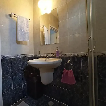 Daire Апартаменты С Террасой Камбани